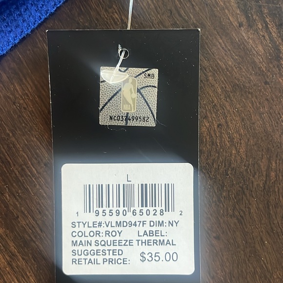 New York Knicks Main Squeeze Thermal (Large)(New) - Picture 5 of 5